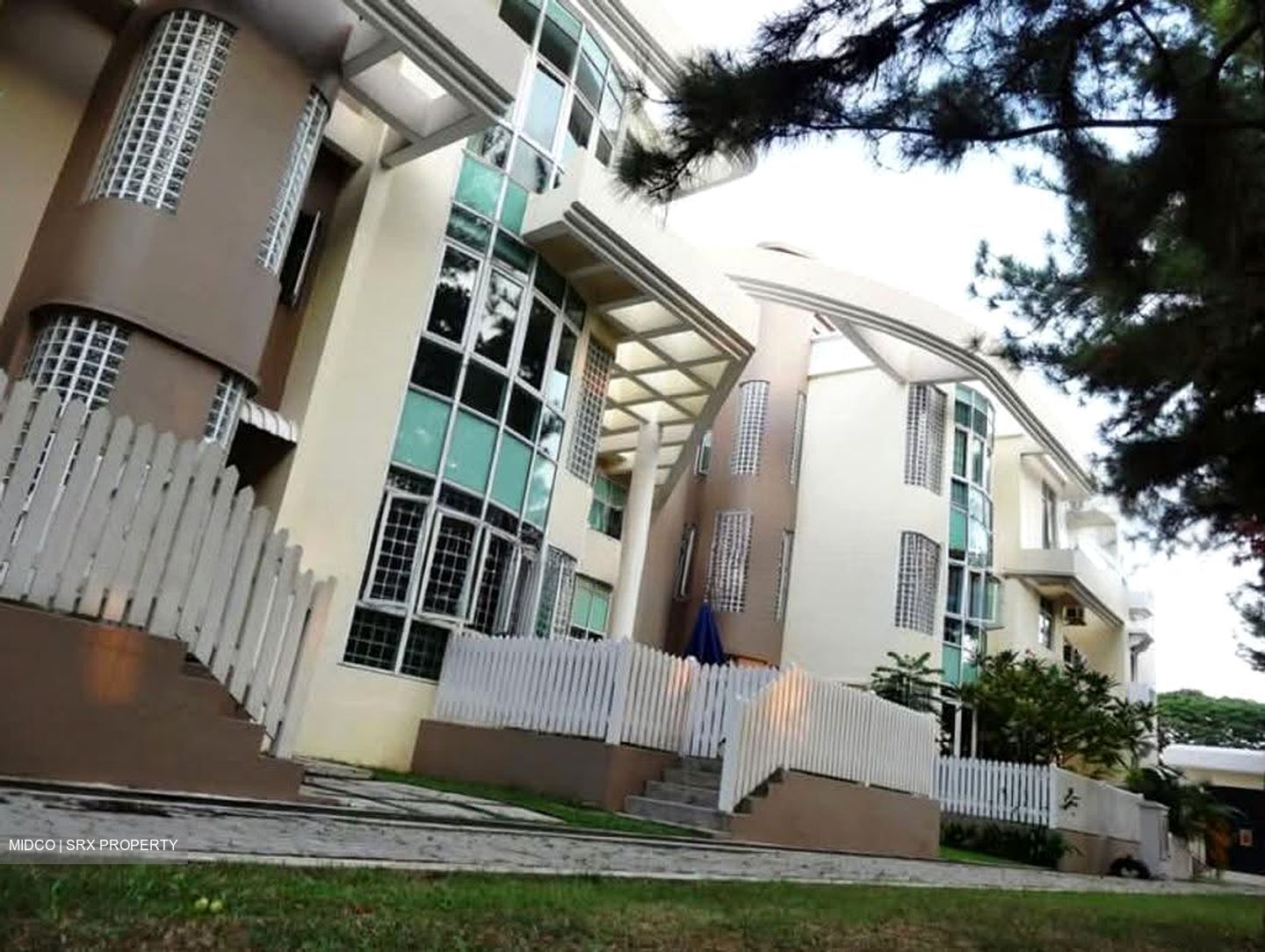 Le Loyang (D17), Apartment #637452511